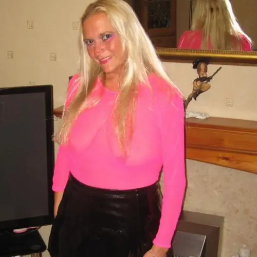 rosagefarbtes image 1